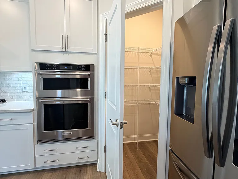 4270 Pelican St — Photo 16