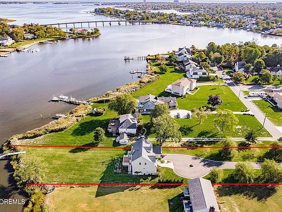 5th image of 105 Horseneck Point Rd