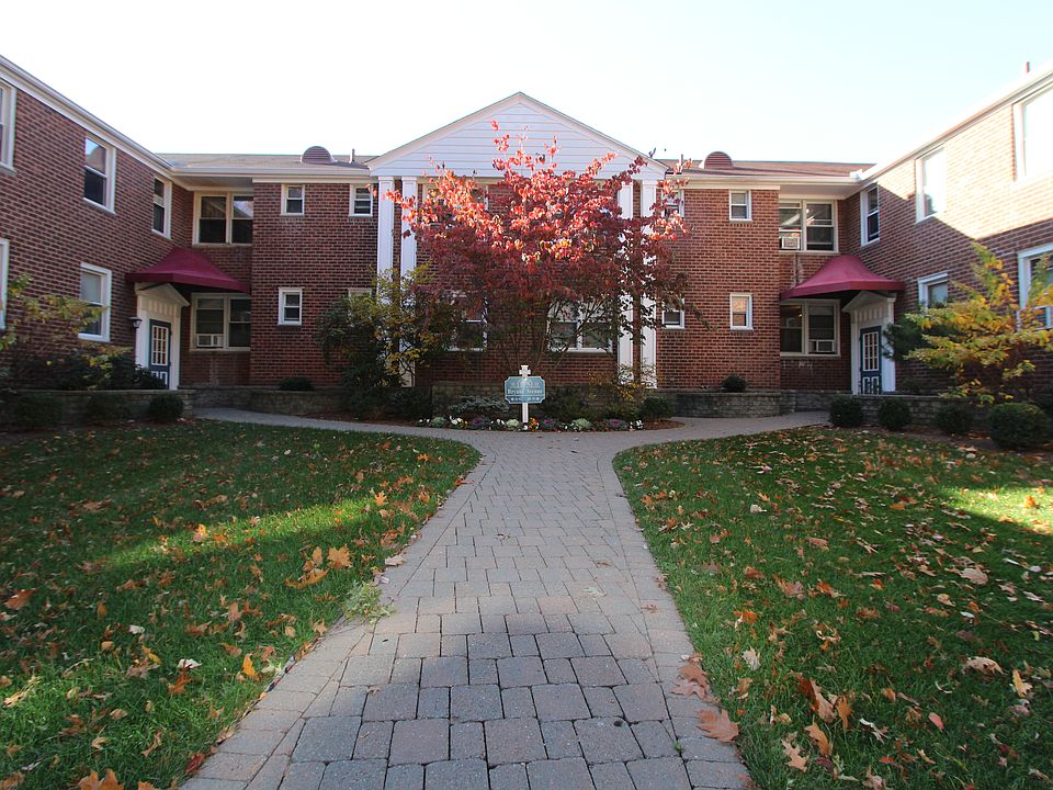 1st image of 175 Bryant Ave APT 2B
