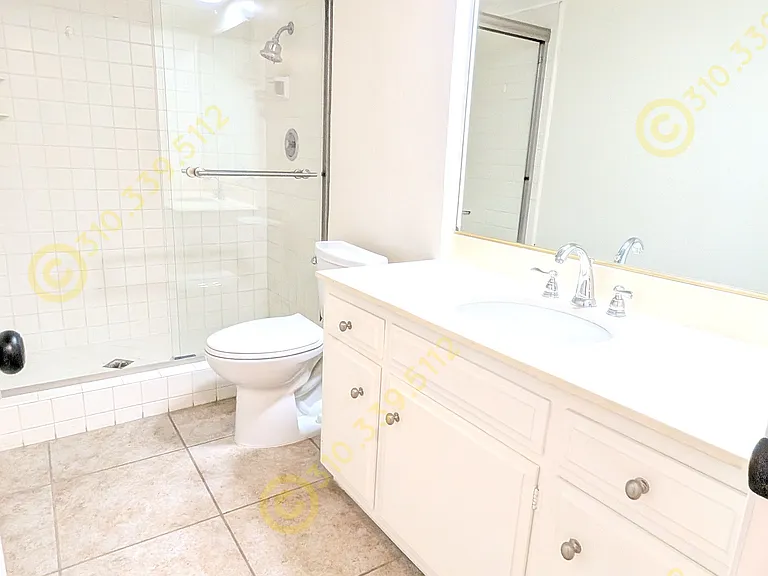11940 Montana Ave #30-201 — Photo 20