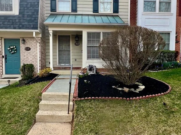 8533 Fountain Valley Dr, Montgomery Village, MD 20886