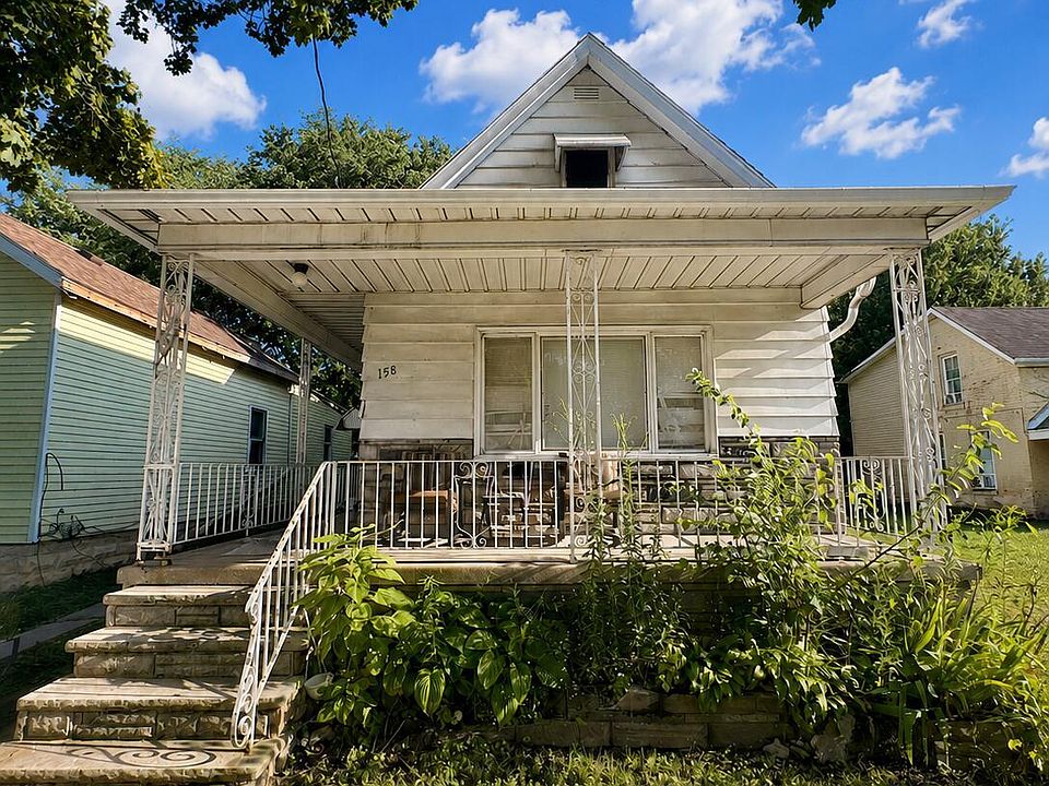 1st image of 158 Everett St