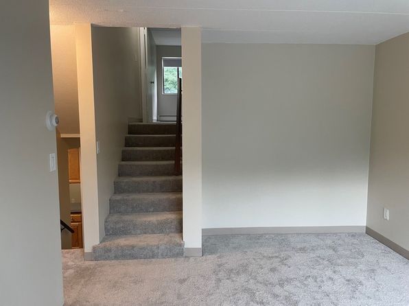11 Bartley St APT C112