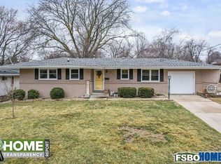716 28th St, West Des Moines, IA 50265