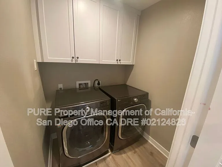 713 Shoreline Rd — Photo 4