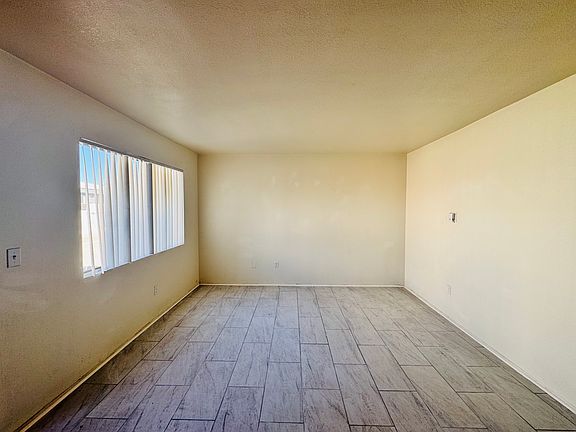 4th image of 181 W Buena Vista St APT C