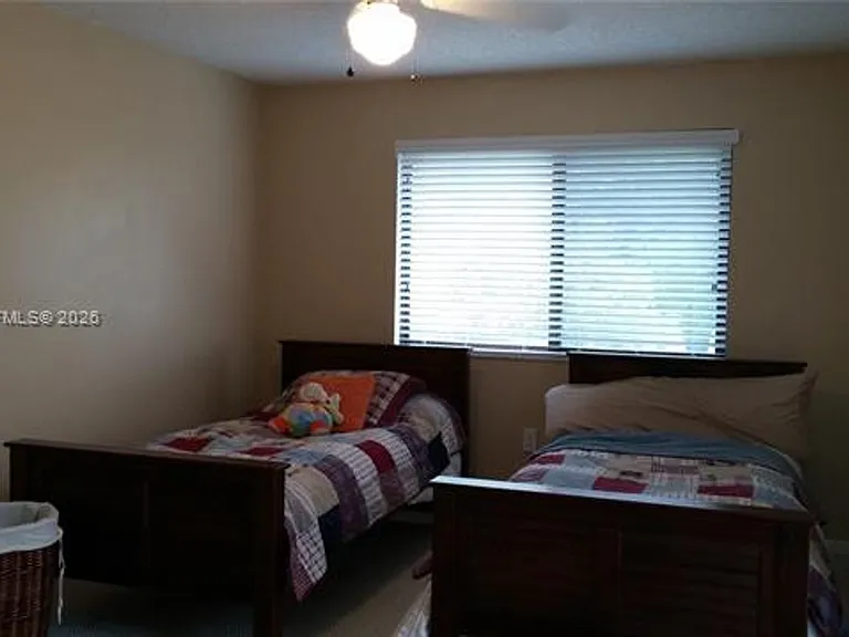 3917 Adra Ave #Townhouse E-46A — Photo 12