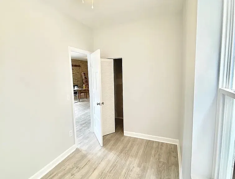 2238 S Homan Ave #1R — Photo 3