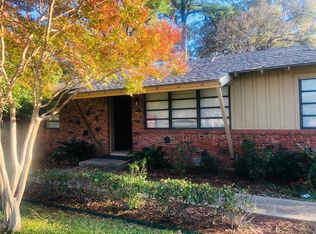 2004 W Sublett Rd, Arlington, TX 76017