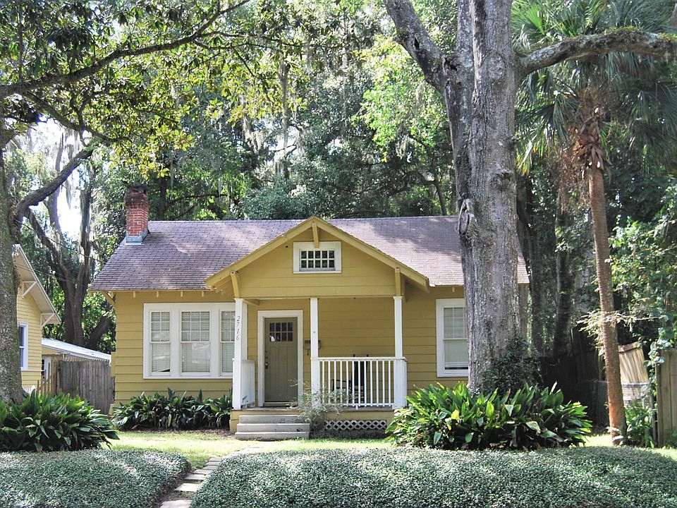 1st image of 2716 Apache Ave