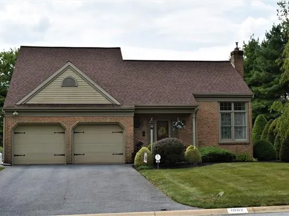 1002 Whitemarsh Dr, Lancaster, PA 17601