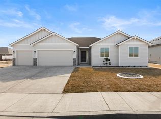 7043 W 28th, Kennewick, WA