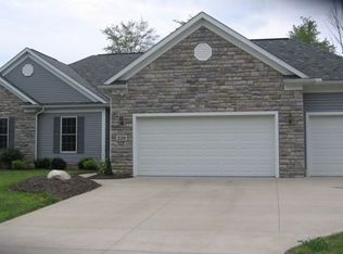 220 McCracken Rd, Streetsboro, OH 44241