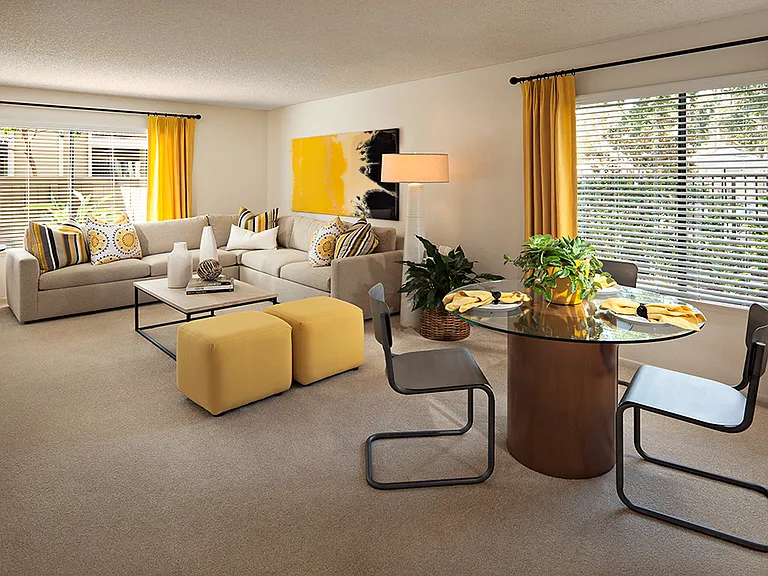 Windwood Knoll Apartment Homes — Photo 1