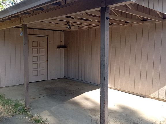 2nd image of 251 SE Grape Ave #D68682993