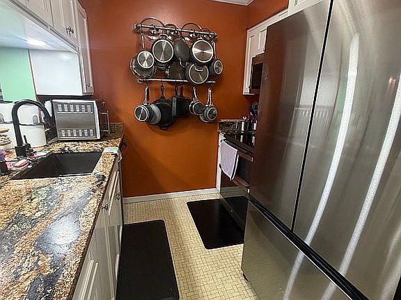 4th image of 5102 Cypress Pointe