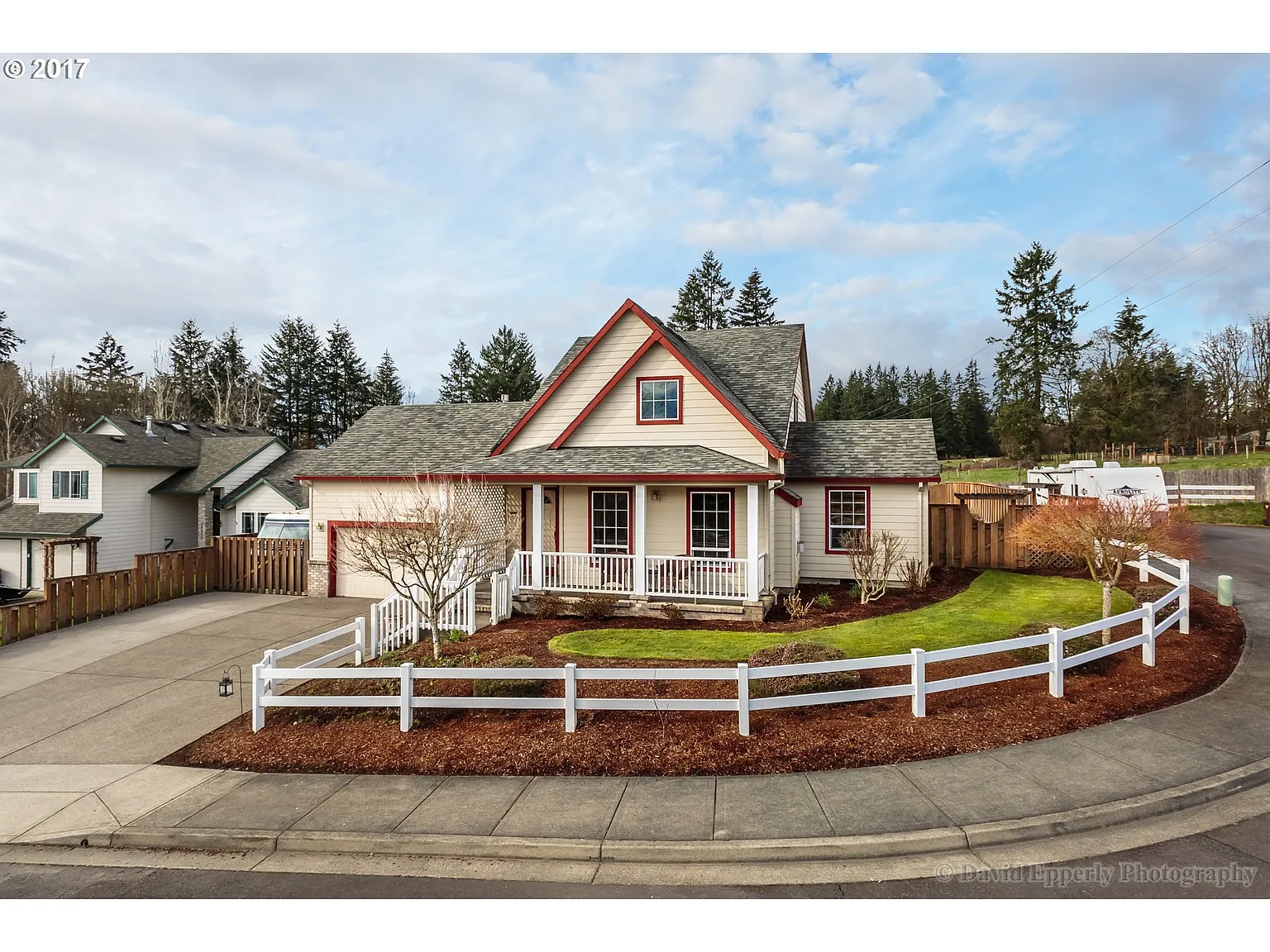 59363 Mountain View Dr photo 1