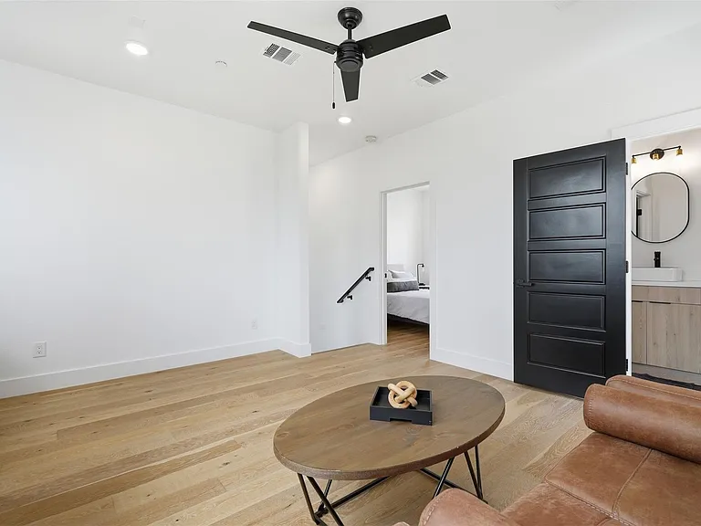 1003 Kern St #C — Photo 26