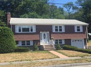 15 Alvah St, Saugus, MA 01906