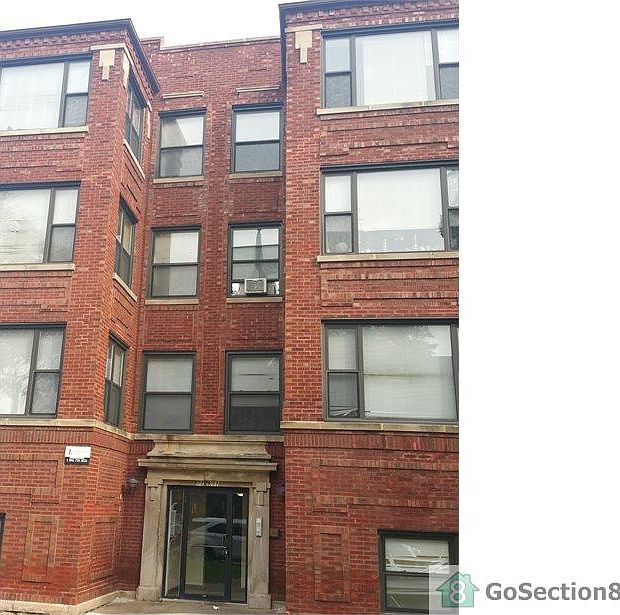 1st image of 7111 S Calumet Ave APT 3