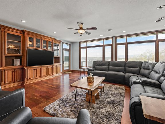 5th image of 162 Scenic Shores Dr