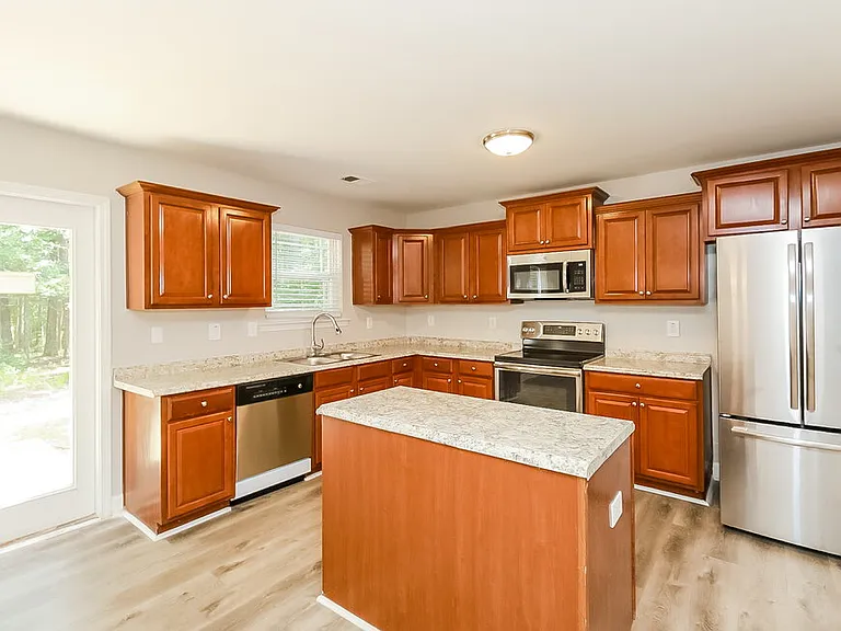 2113 Anchor Ct — Photo 7