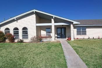 2nd image of 668 Llewelyn Dr