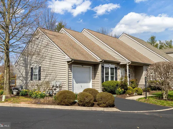 988 Independence Ln #11, Lansdale, PA 19446