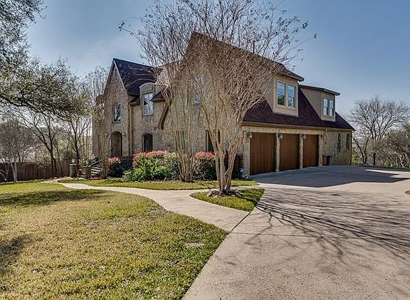 5th image of 3417 Tarlton Ln