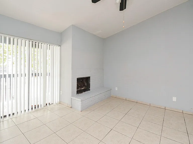 9009 Richmond Ave #411 — Photo 4