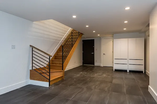 Rented by Nooklyn NYC LLC | media 23