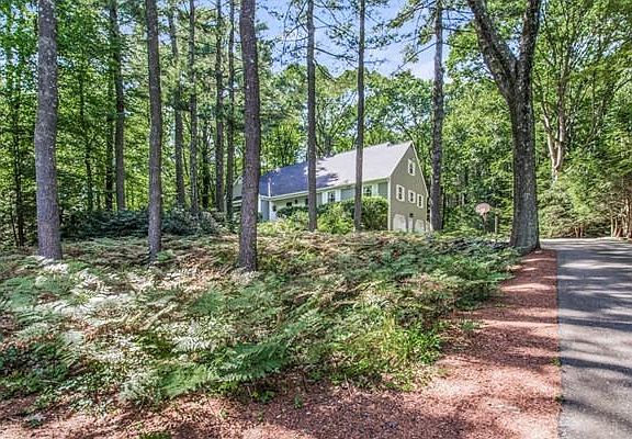 2nd image of 93 Twinbrooke Dr