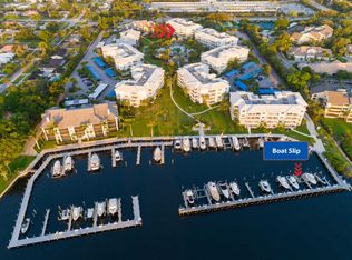 1032 Bay Colony Dr S, Juno Beach, FL 33408