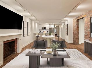 10 Saint Lukes Pl APT 1, New York, NY 10014