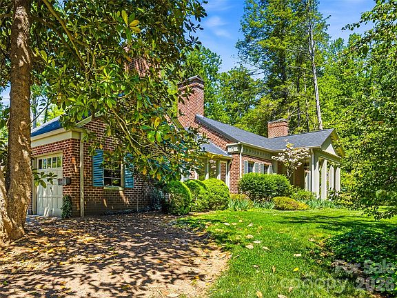2nd image of 109 Stuyvesant Rd