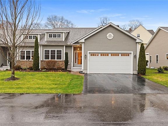 2nd image of 5 W Glen Ln