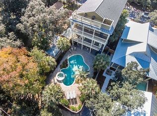 433 Defuniak St, Santa Rosa Beach, FL 32459