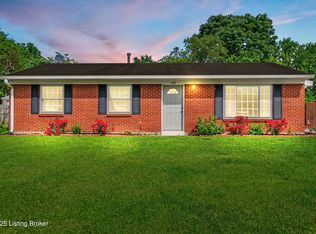 180 Valley Rd, Louisville, KY 40229