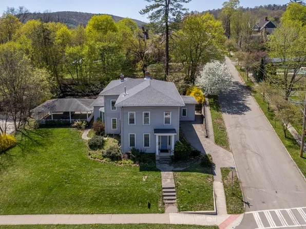 15 York Ave, Towanda, PA 18848
