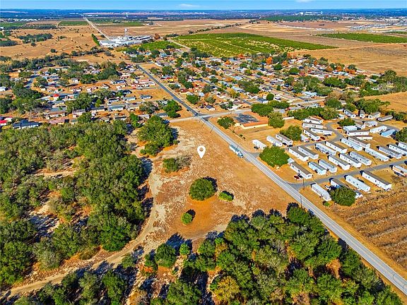 4th image of Friedlander Rd