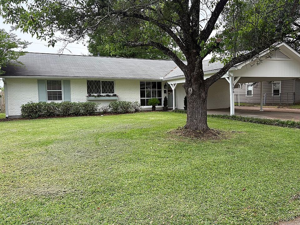 1st image of 106 Lee Ave