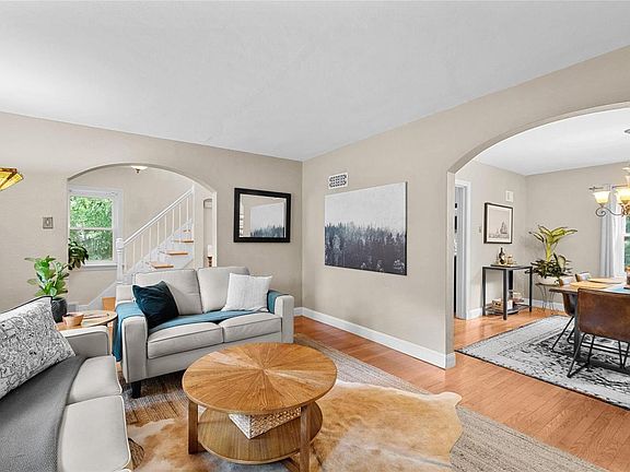5th image of 7430 Chamberlain Ave