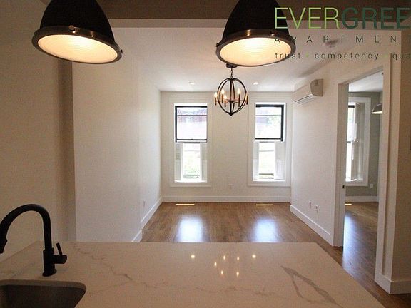 2nd image of 471 Putnam Ave APT 3A