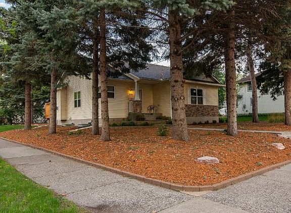 5th image of 3754 Vincent Ave N