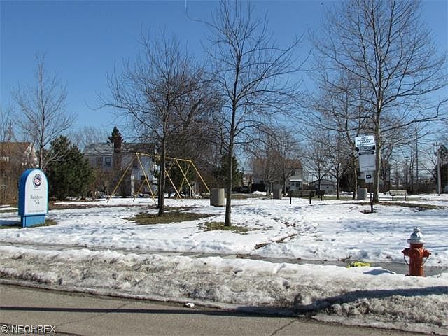 2nd image of 14206 Rainbow Ave