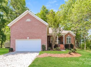 2104 Congress Ct, Kannapolis, NC 28083