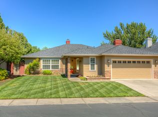 3215 Chandler Egan Dr, Medford, OR