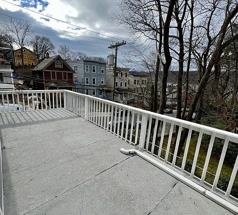 3rd image of 61 Washington Ave #2S