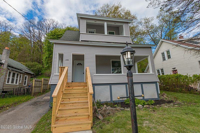 2nd image of 190 Chapman Drive