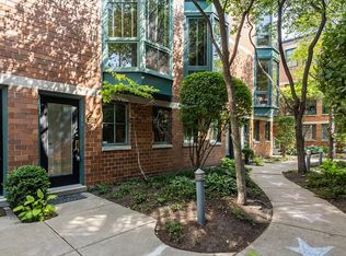 2707 N Lincoln Ave APT R, Chicago, IL 60614